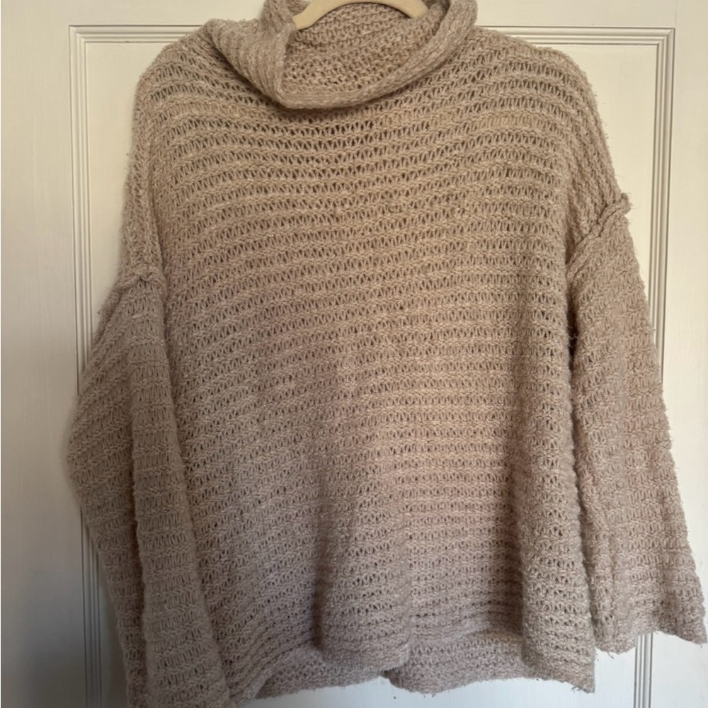 Aerie Cozy Light Pink Sweater